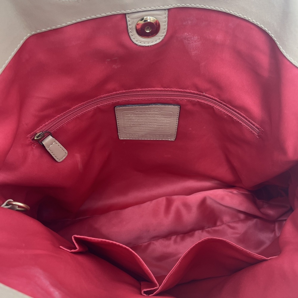 Coach Vintage‎ Foldover Women's Tote and Shoulder Bag 13380 152315971 - Picture 6 of 13